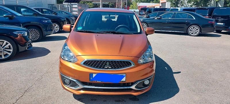 Orange Gebraucht 2017 Mitsubishi Space Star Kleinwagen | 8.500 € (Teuer) - Bild 1/4