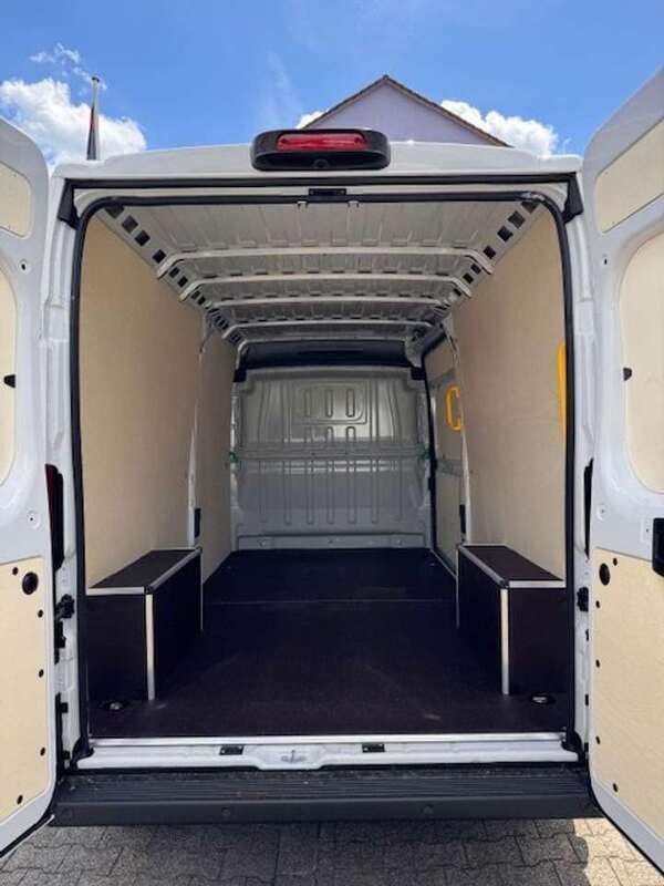 Gebraucht Citroën Jumper Start 165 PS (121 kW) 2023 Weiss Van / Kleinbus