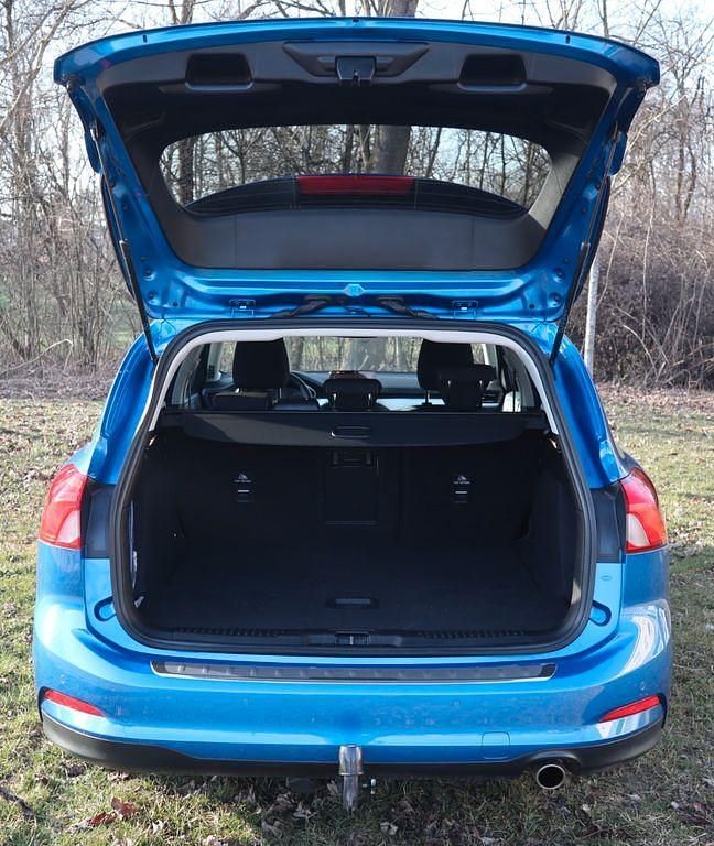 Gebraucht Ford Focus 125 PS (91 kW) 2022 Blau Limousine