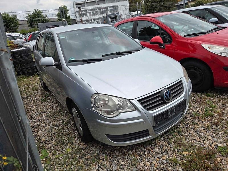 Silber Gebraucht 2008 VW Polo Comfortline Kleinwagen | 1.990 € (Guter Preis) - Bild 1/4
