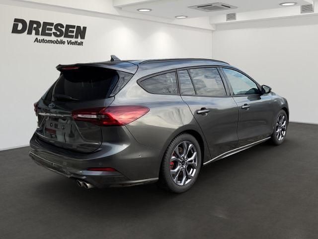 Gebraucht Ford Focus ST-Line X 116 PS (85 kW) 2025 Grau Limousine