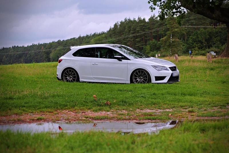 Usata Seat Leon CUPRA 280 CV (205 kW) 2015 Bianco Coupé
