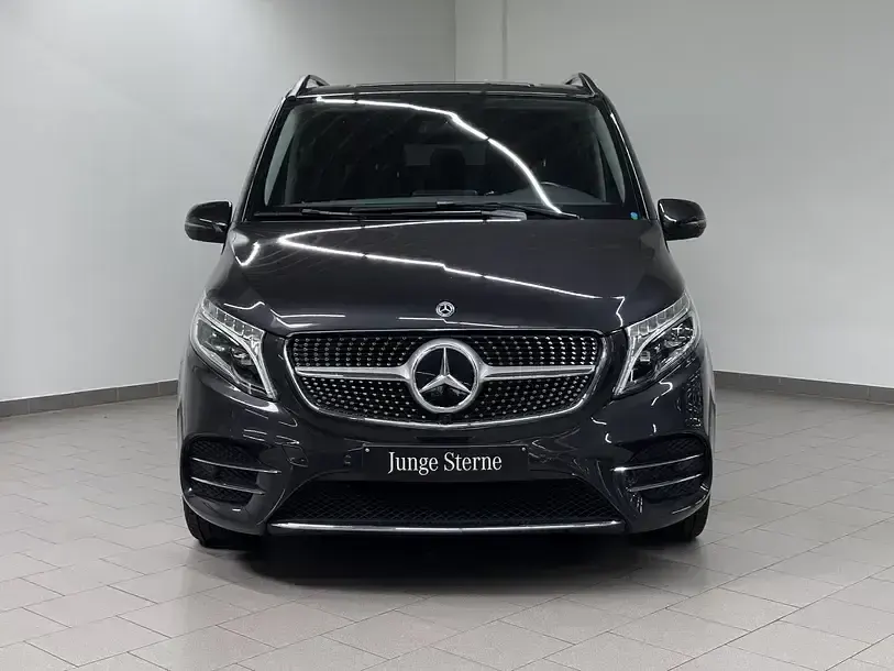 Gebraucht Mercedes V300 AMG 237 PS (174 kW) 2022 Graphitgrau Van / Kleinbus
