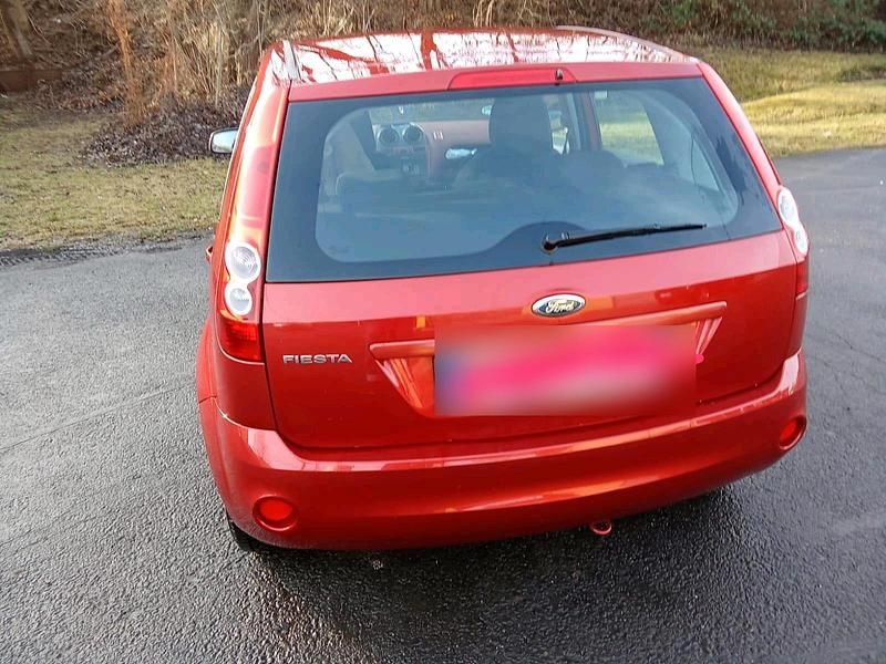 Gebraucht Ford Fiesta 69 PS (50 kW) 2008 Orange Kleinwagen