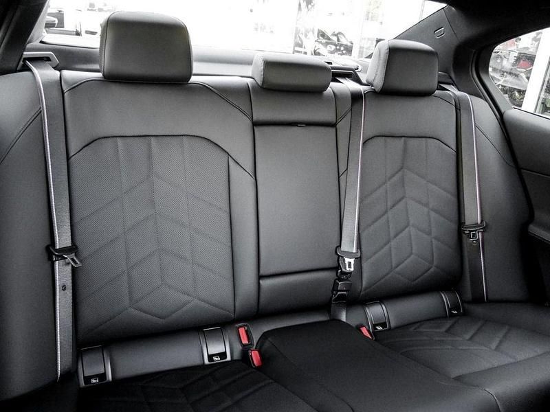 Gebraucht BMW i5 M Sport 289 kW (394 PS) 2026 Grau Limousine