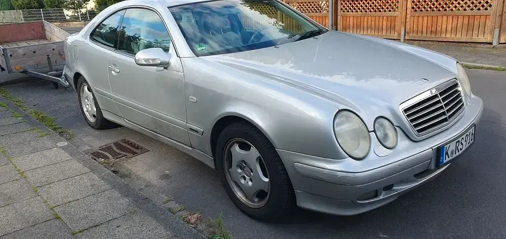 Gebraucht Mercedes CLK230 Elegance 197 PS (144 kW) 2000 Silber Coupé