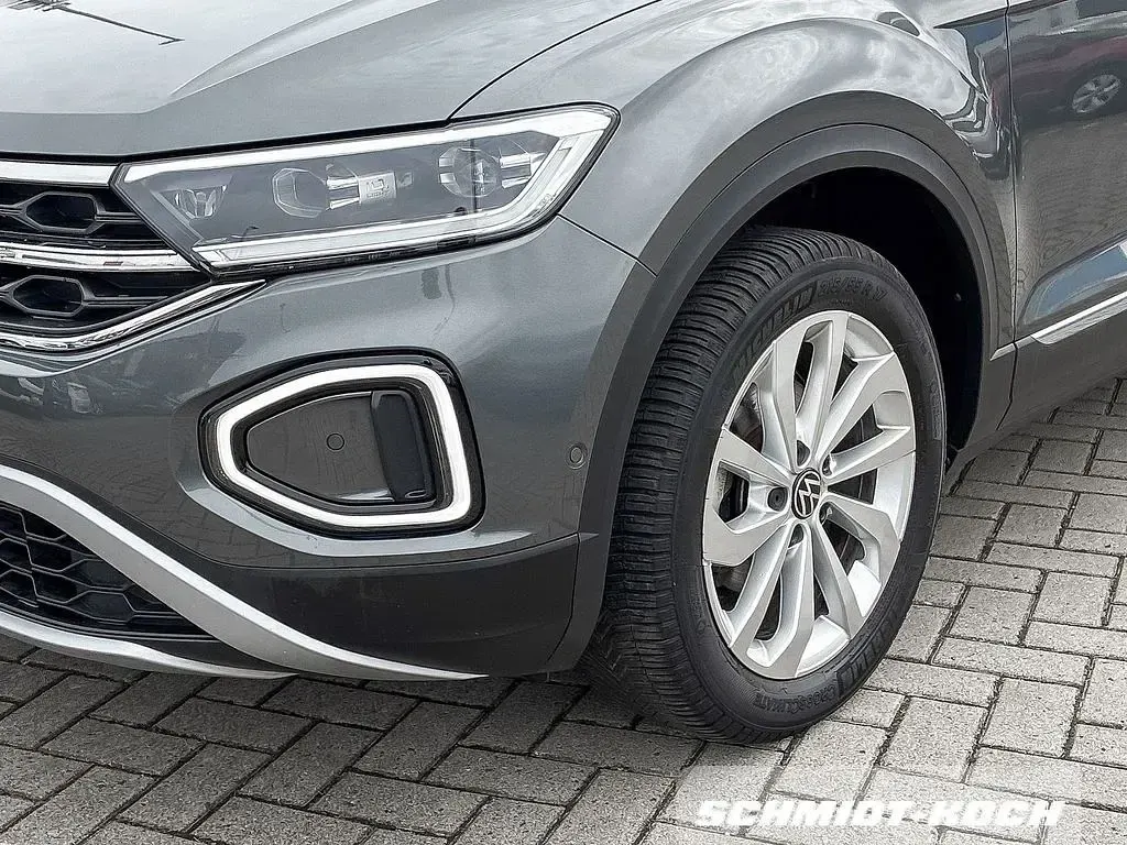 Gebraucht VW T-Roc Style 110 PS (80 kW) 2023 Grau SUV