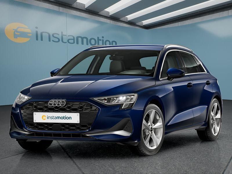 Blau Gebraucht 2025 Audi A3 Sportback Kleinwagen | 34.449 € (Etwas zu teuer) - Bild 1/4