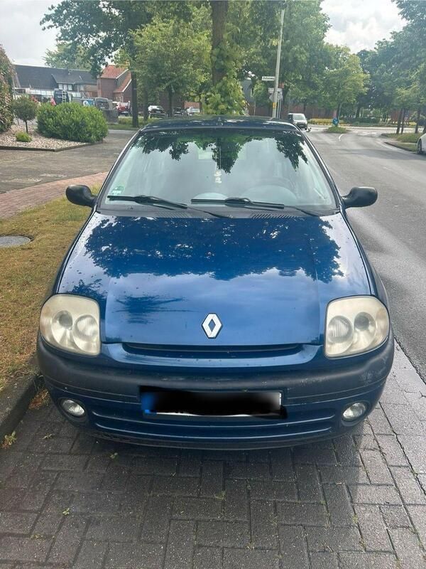 Blau Gebraucht 2001 Renault Clio II Limousine | 1.299 € (Fairer Preis) - Bild 1/4