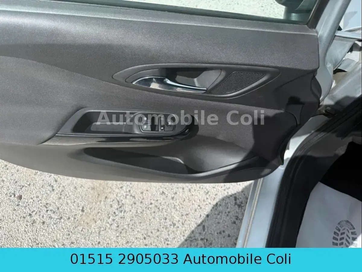 Gebraucht Opel Corsa Active 90 PS (66 kW) 2017 Silber Kleinwagen