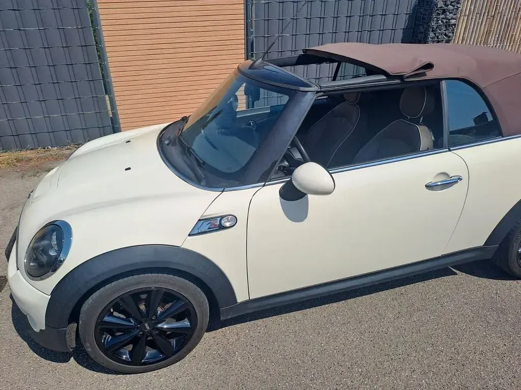 Gebraucht Mini Cooper S Cabriolet 184 PS (135 kW) 2011 Weiß Cabrio