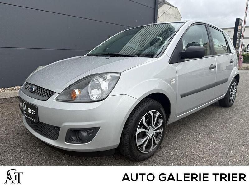 Gebraucht Ford Fiesta Fun X 80 PS (58 kW) 2007 Silber Kleinwagen