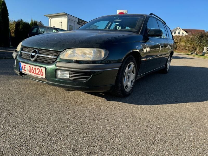 Grün Gebraucht 1997 Opel Omega Sport Kombi | 2.490 € (Superpreis) - Bild 1/4