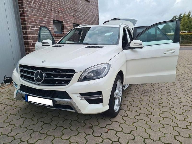 Weiß Gebraucht 2014 Mercedes ML350 SUV | 14.000 € (Superpreis) - Bild 1/4