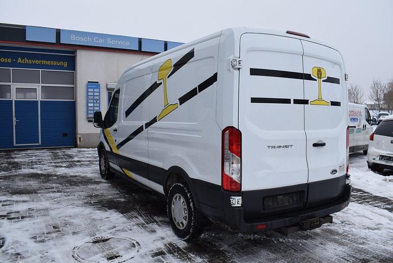 Gebraucht Ford Transit 130 PS (95 kW) 2017 Weiß Van / Kleinbus