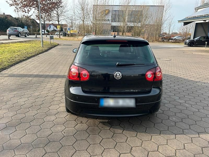 Gebraucht VW Golf V 140 PS (102 kW) 2008 Schwarz Kleinwagen
