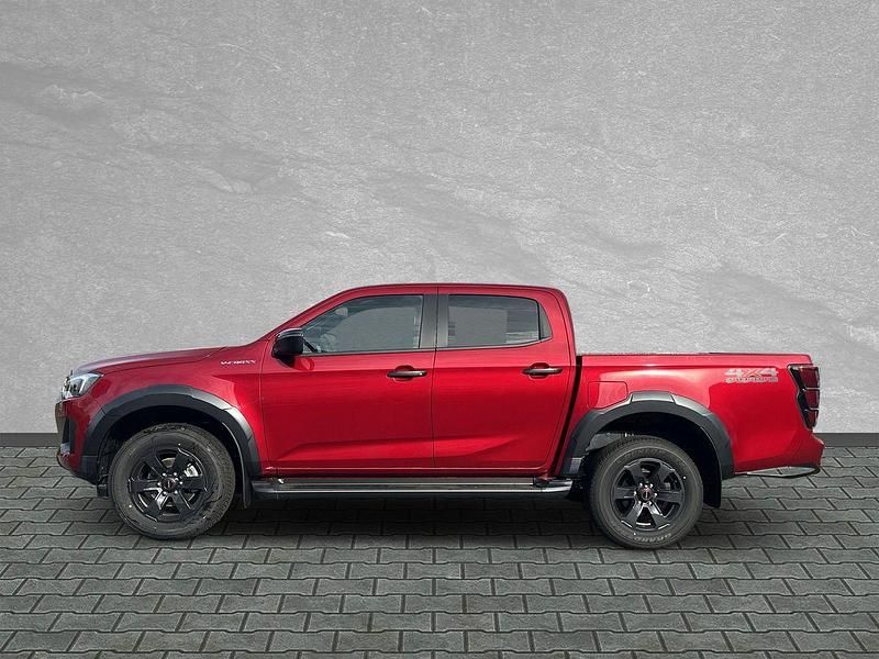 Neu Isuzu D-Max 163 PS (119 kW) 2025 Rot SUV