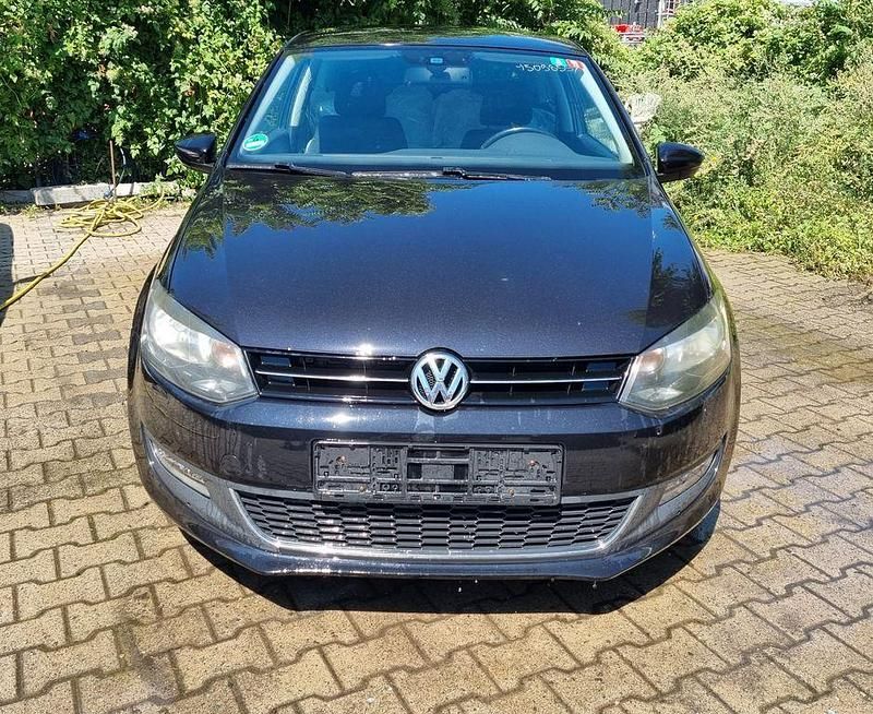 Schwarz Gebraucht 2011 VW Polo Style Limousine | 2.850 € (Superpreis) - Bild 1/4