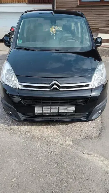 Gebraucht Citroën Berlingo 120 PS (88 kW) 2015 Schwarz Van / Kleinbus