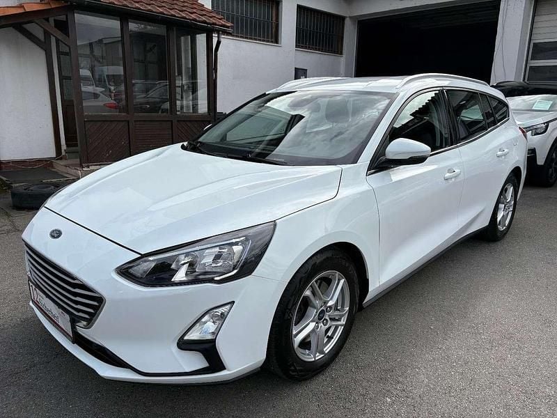Weiß Gebraucht 2020 Ford Focus Cool & Connect Kombi | 14.990 € (Fairer Preis) - Bild 1/4
