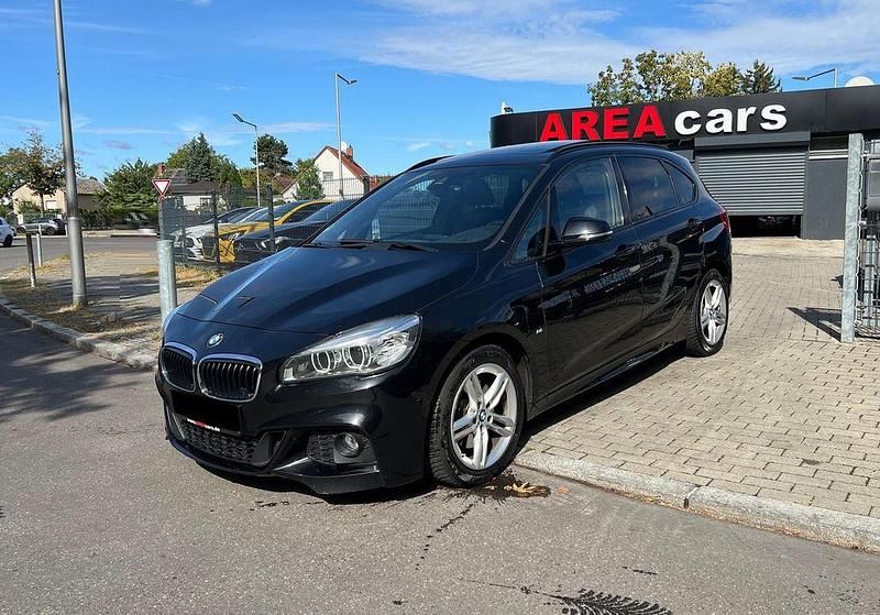 Schwarz Gebraucht 2015 BMW 220 Active Tourer M Sport Van / Kleinbus | 14.250 € (Fairer Preis) - Bild 1/4