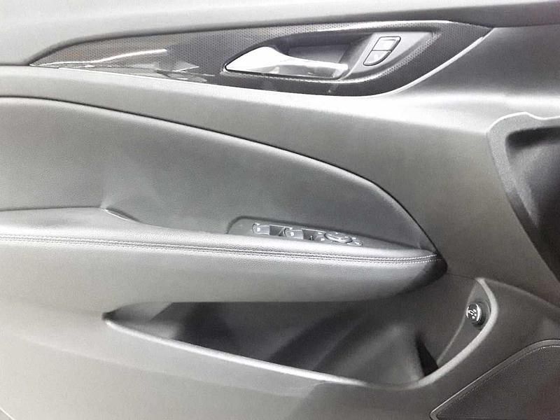 Gebraucht Opel Insignia Elegance 174 PS (127 kW) 2023 Diamant schwarz metallic Kombi