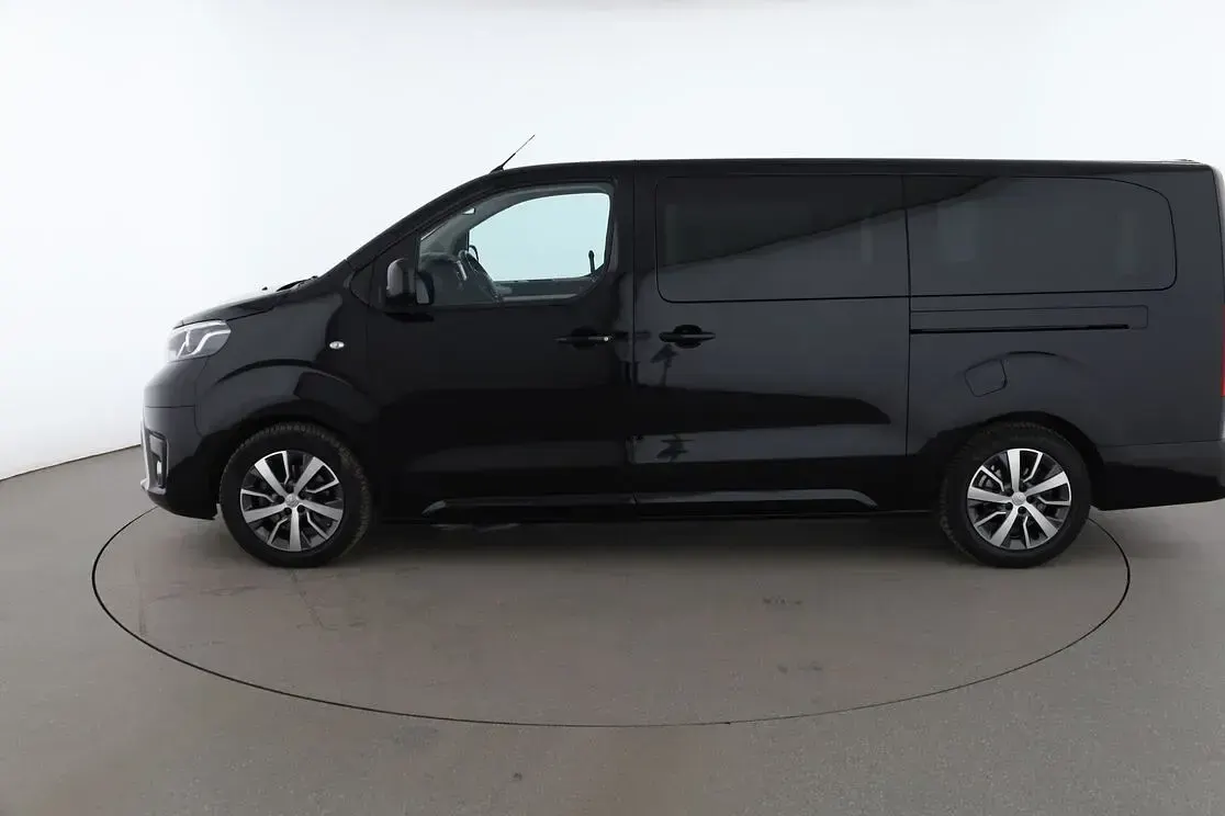 Gebraucht Toyota Proace Verso Executive 177 PS (130 kW) 2024 Schwarz Kombi