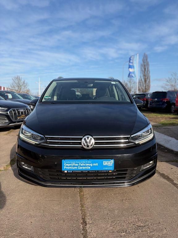 Gebraucht VW Touran Highline 150 PS (110 kW) 2017 Schwarz Van / Kleinbus