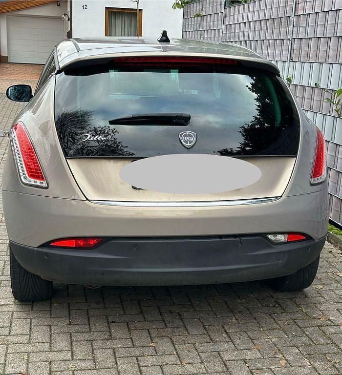 Gebraucht Lancia Delta 120 PS (88 kW) 2010 Kleinwagen