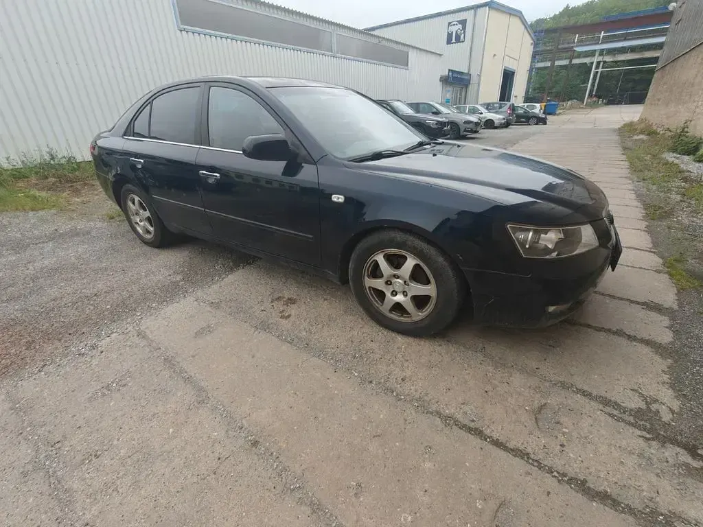 Gebraucht Hyundai Sonata GLS 162 PS (119 kW) 2006 Schwarz Limousine