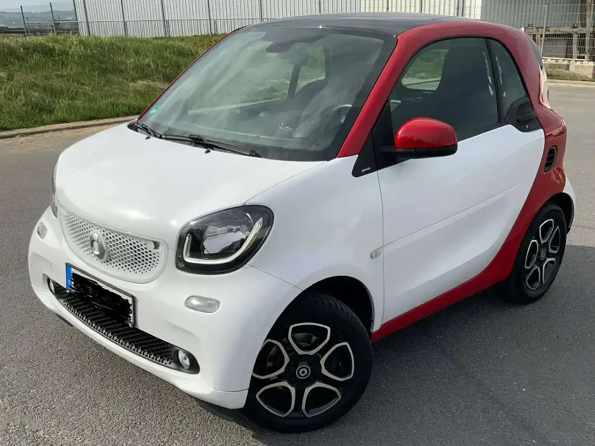 Gebraucht Smart ForTwo Coupé Passion 71 PS (52 kW) 2016 Weiß Coupé