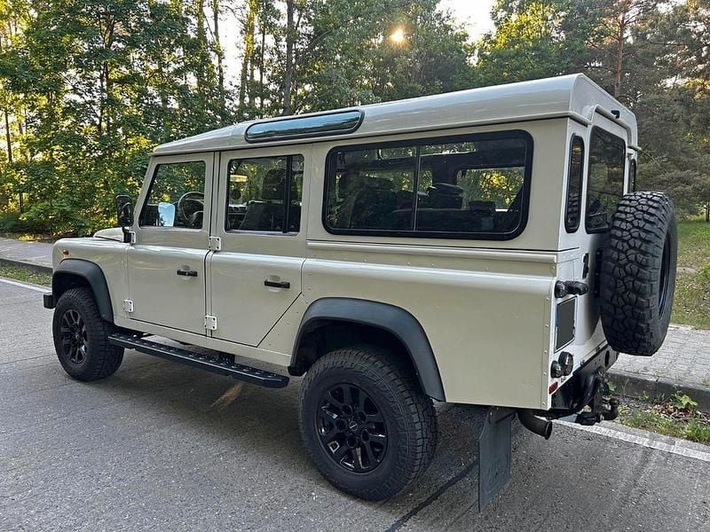 Gebraucht Land Rover Defender 122 PS (89 kW) 2008 Weiß Kombi