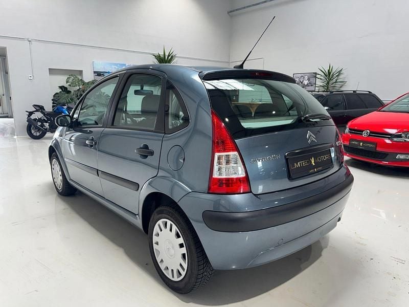Używany Citroën C3 Style 73 KM (53 kW) 2007 Szary Hatchback