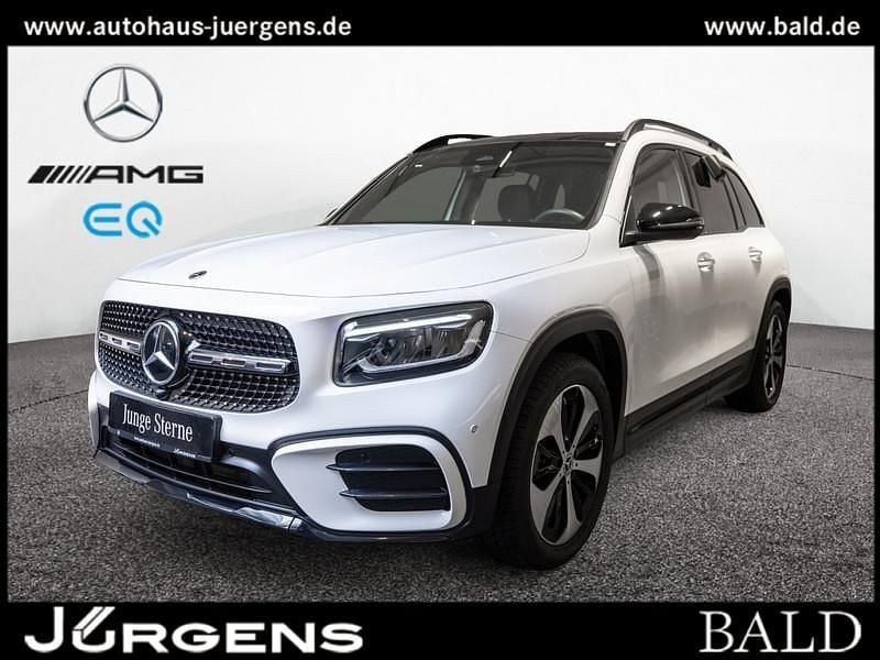 Weiss unilack polarweiß Gebraucht 2024 Mercedes GLB200 AMG SUV | 35.780 € (Guter Preis) - Bild 1/4