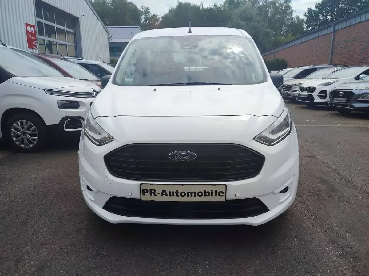 Gebraucht Ford Tourneo Connect Trend 101 PS (74 kW) 2019 Frostweiß Van / Kleinbus