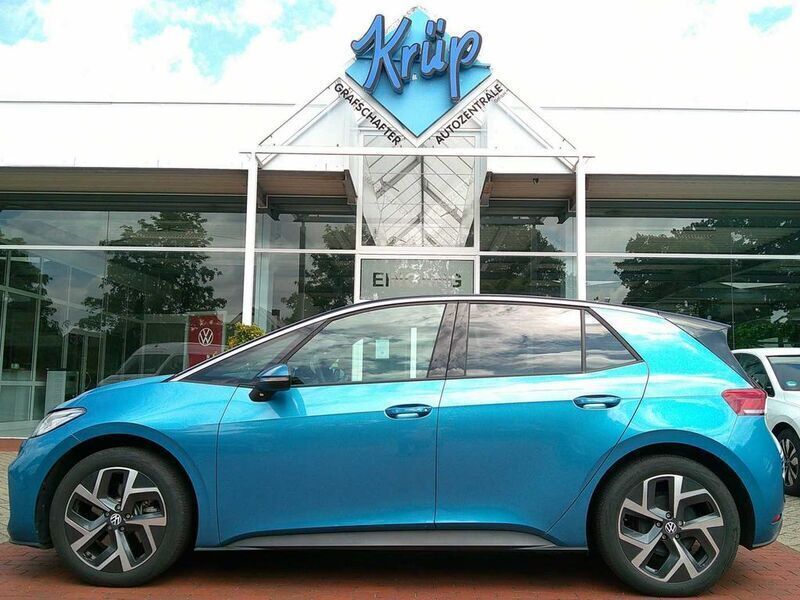 Blau Gebraucht 2023 VW ID.3 Pro Kleinwagen | 31.980 € (Etwas zu teuer) - Bild 1/4