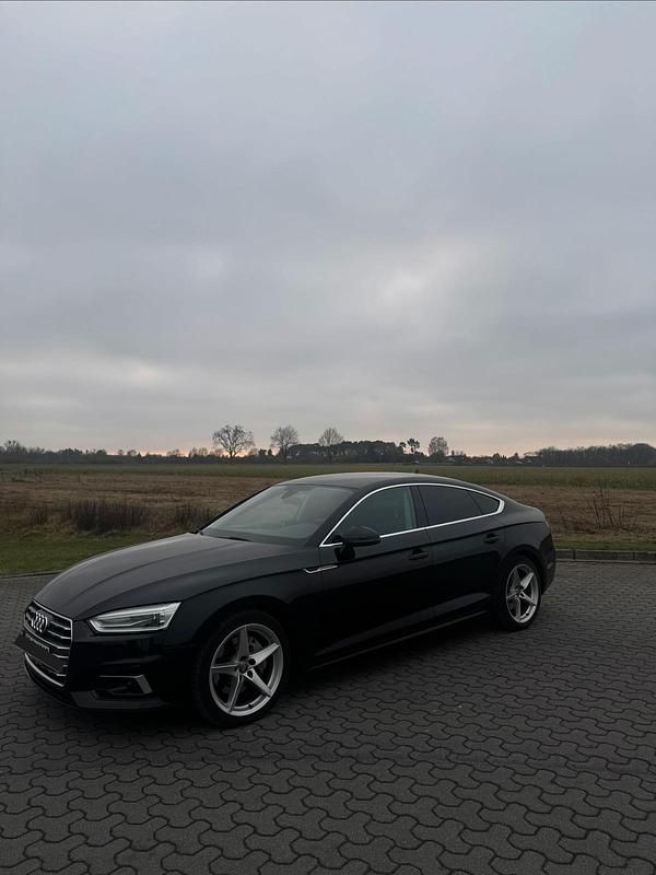 Gebraucht Audi A5 Sportback 190 PS (139 kW) 2018 Schwarz Kleinwagen