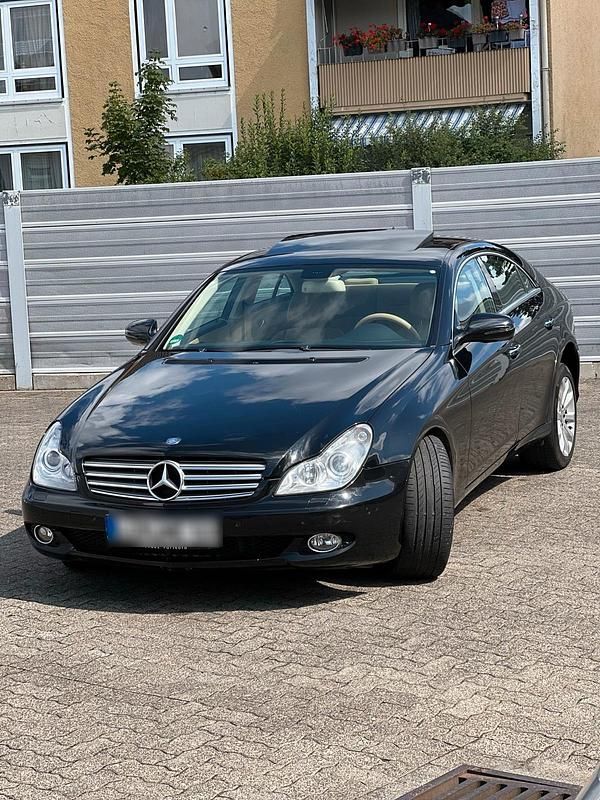 Schwarz Gebraucht 2008 Mercedes CLS350 Limousine | 9.000 € (Fairer Preis) - Bild 1/4