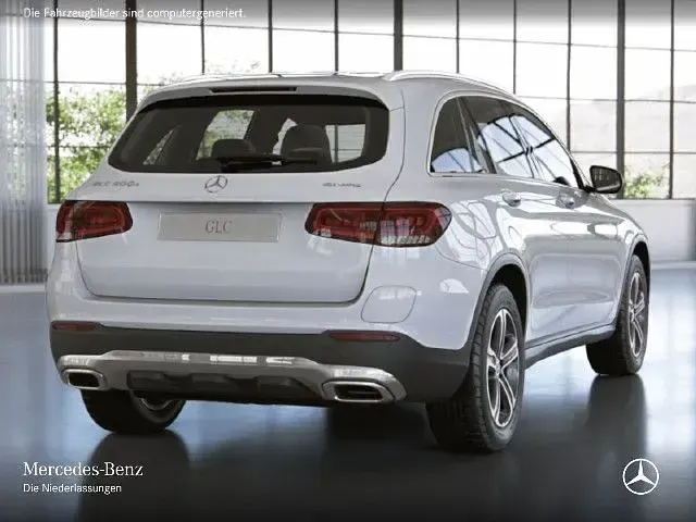 Gebraucht Mercedes GLC300e 320 PS (235 kW) 2021 SUV