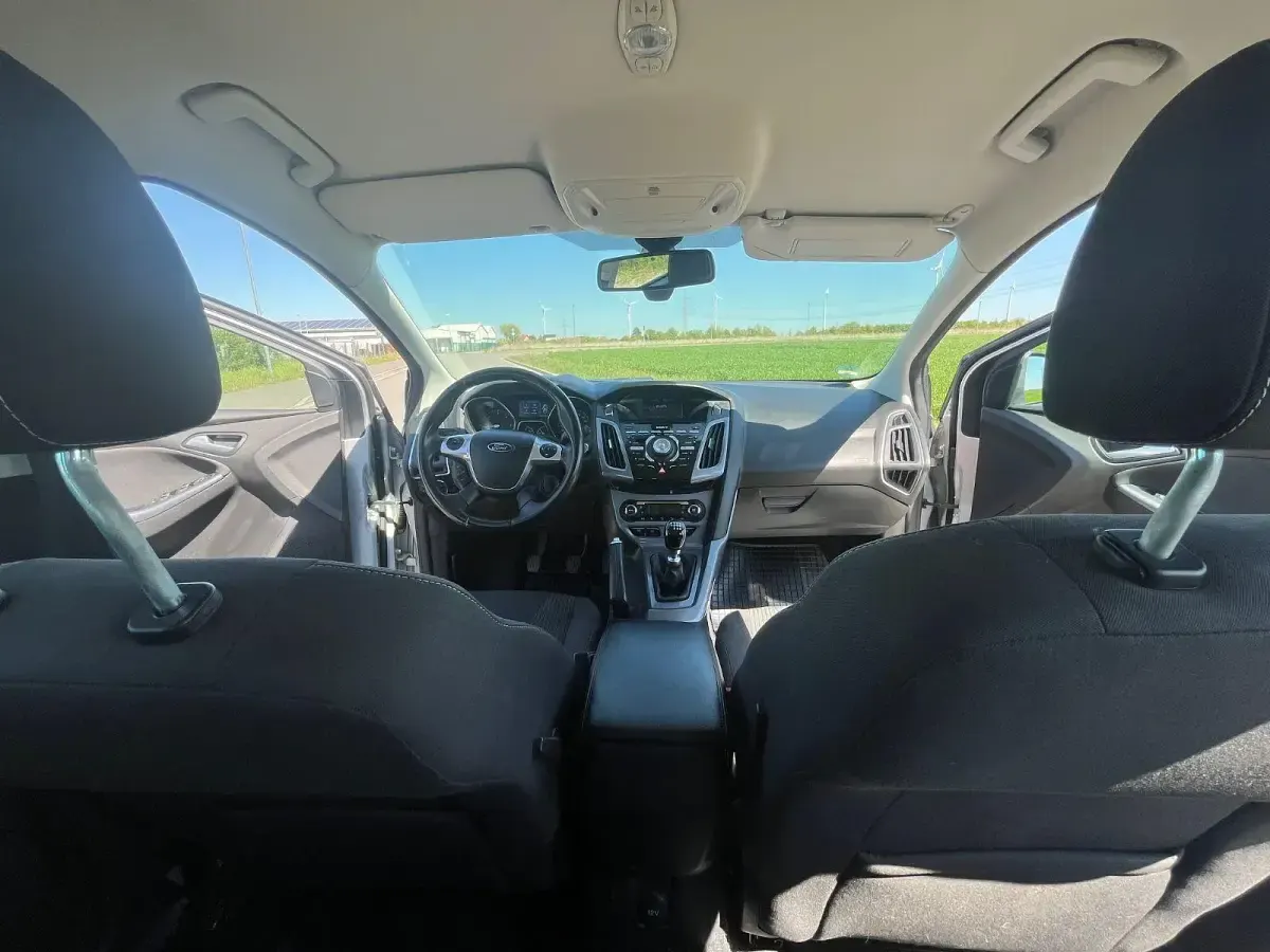 Usata Ford Focus SYNC Edition 140 CV (102 kW) 2014 Argento Station wagon