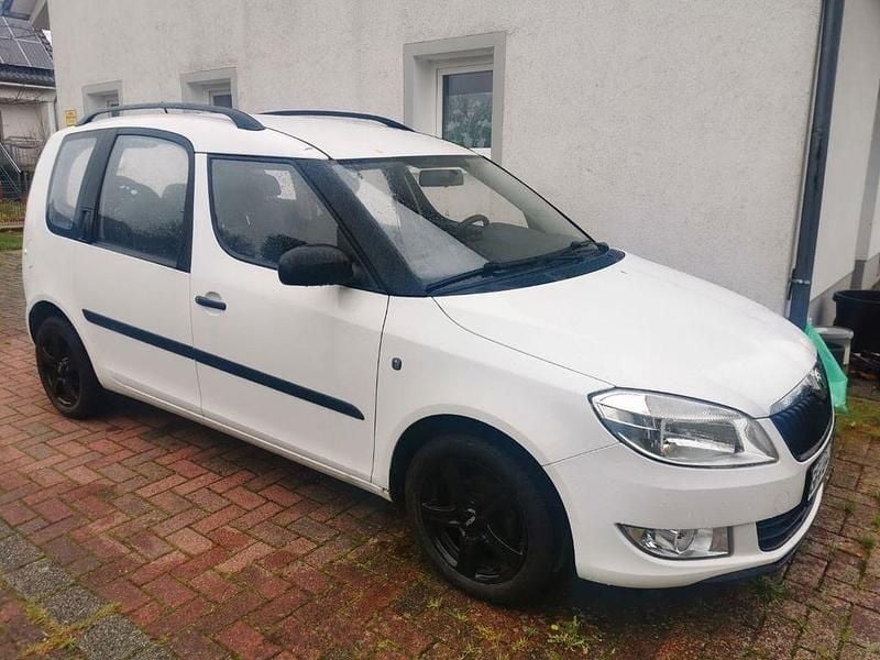 Weiß Gebraucht 2013 Skoda Roomster Fresh Van / Kleinbus | 4.500 € (Guter Preis) - Bild 1/4