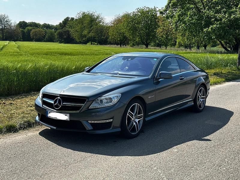 Grau Gebraucht 2012 Mercedes CL63 AMG AMG Coupé | 38.500 € - Bild 1/4
