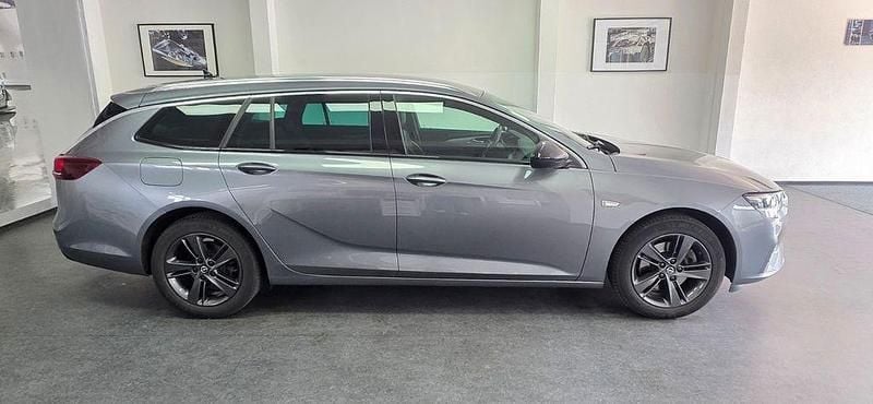 Grau Gebraucht 2021 Opel Insignia Elegance Kombi | 11.400 € (Guter Preis) - Bild 1/4