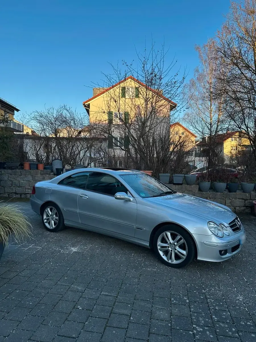 Gebraucht Mercedes CLK280 Avantgarde 231 PS (169 kW) 2006 Silber Coupé
