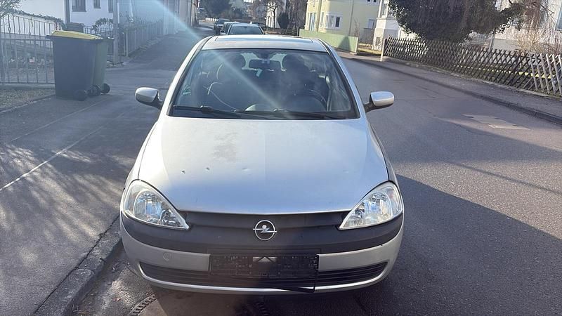 Silber Gebraucht 2001 Opel Corsa Kleinwagen | 249 € (Superpreis) - Bild 1/4