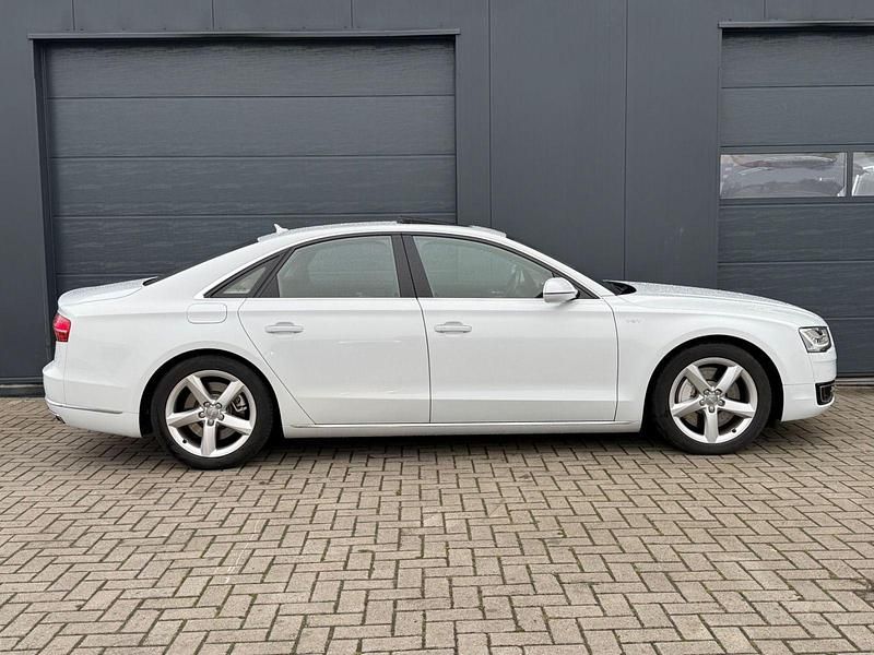 Gebraucht Audi A8 Ambiente 435 PS (319 kW) 2017 Weiß Limousine