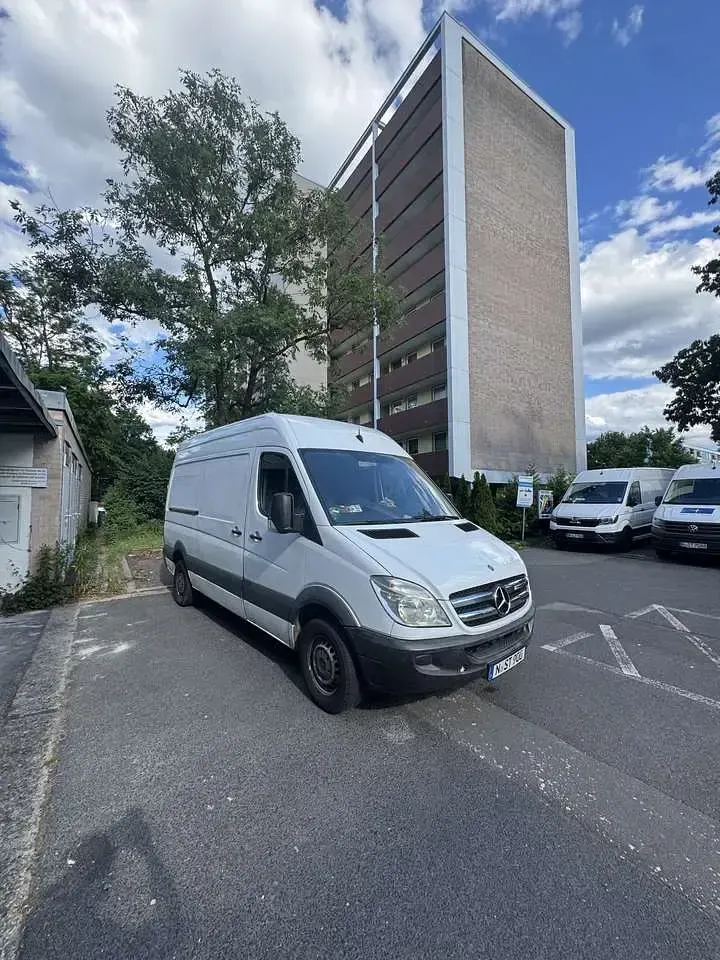 Gebraucht Mercedes Sprinter 163 PS (119 kW) 2010 Weiß Van