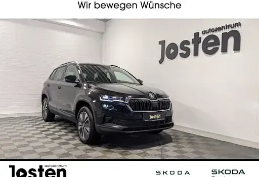 Gebraucht Skoda Karoq Comfort 150 PS (110 kW) 2025 Blackmagic perleffekt SUV