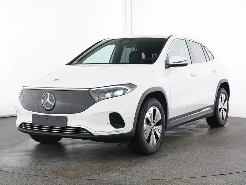 Gebraucht Mercedes EQA250+ Progressive 139 kW (190 PS) 2025 Weiß SUV