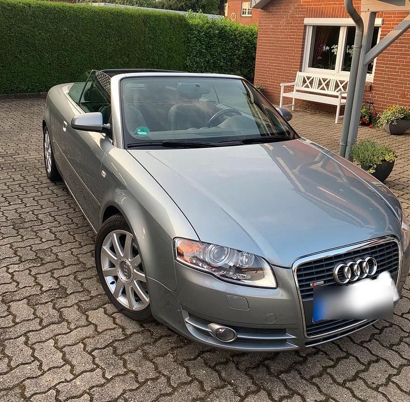 Grau Gebraucht 2006 Audi A4 Cabriolet Cabrio | 8.600 € (Teuer) - Bild 1/4